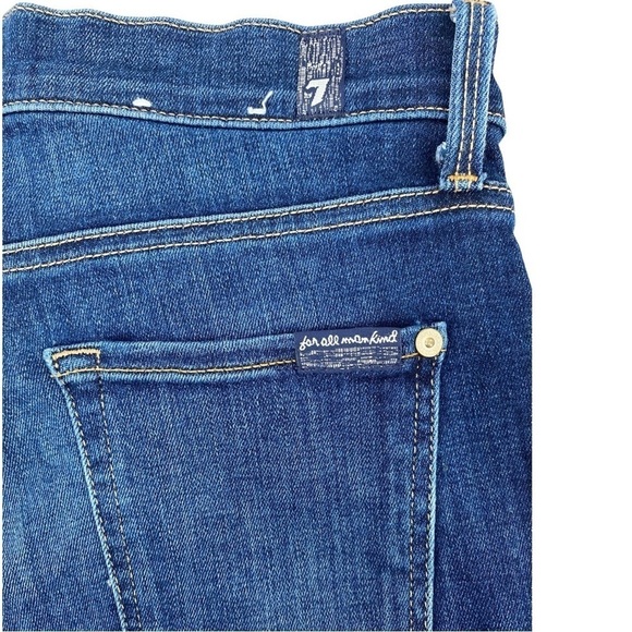 7 for All Mankind High Rise Shark Bite Ankle Jean Size 30 - Picture 3 of 10